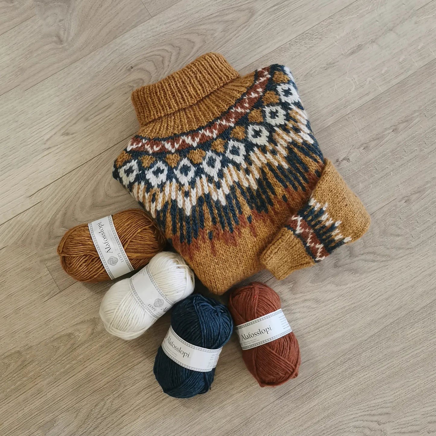 Vintage Fairman Island Wave Print Turtleneck Sweater elevenforest