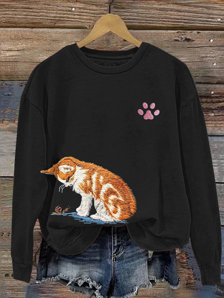 Cat & Snail Embroidery Women's Casual Sweatshirt elevenforest
