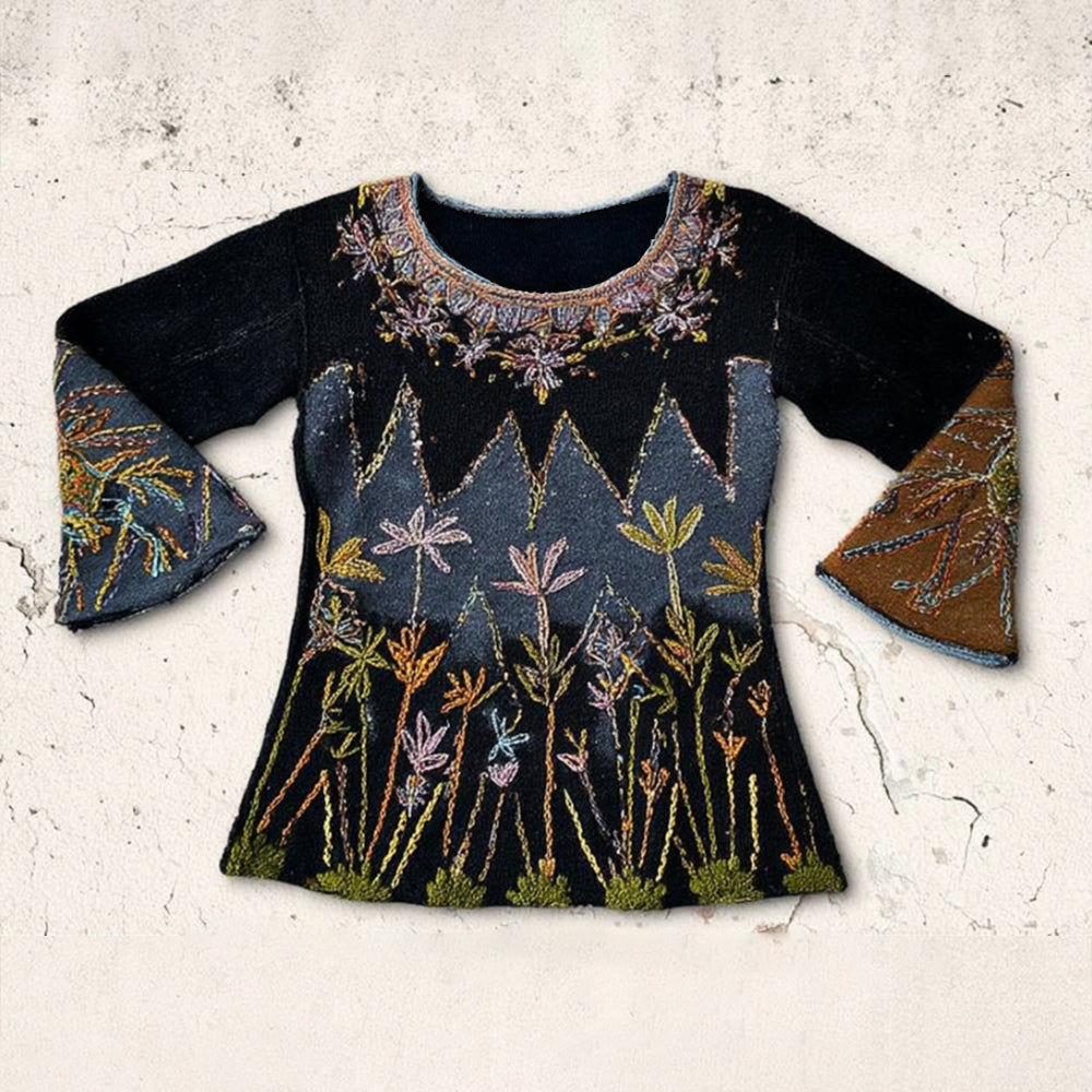 Women's Three-dimensional Multi-colored Plant-themed Casual Round-neck Sweater artswardrobe