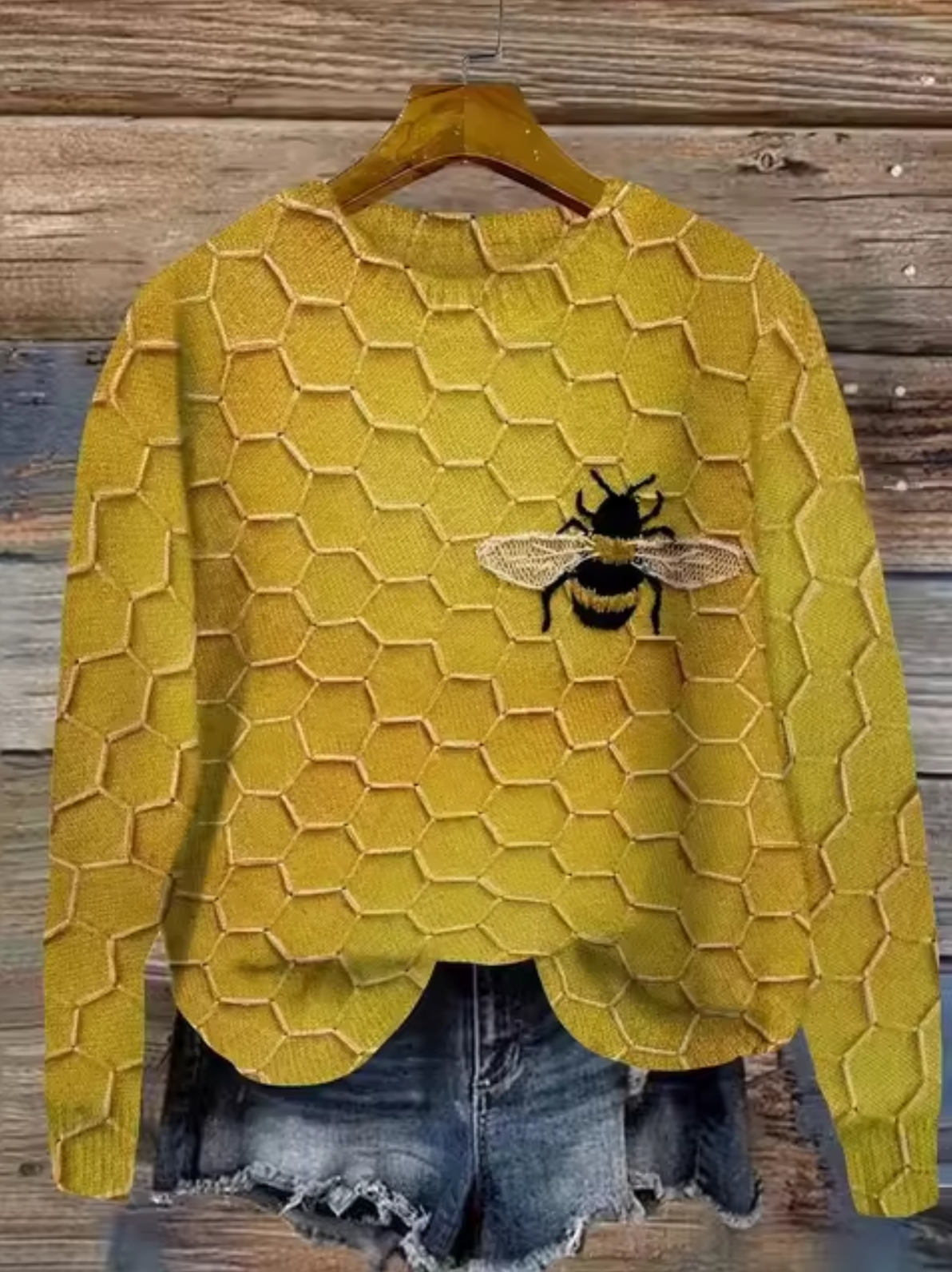 Maglione dal design curato