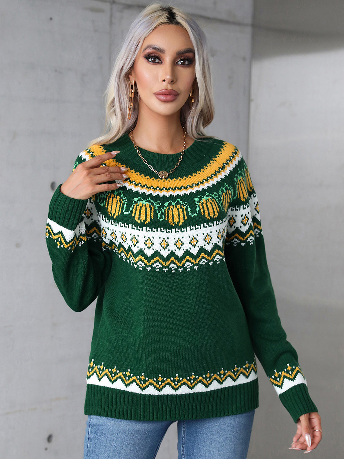 Maglione dal design curato