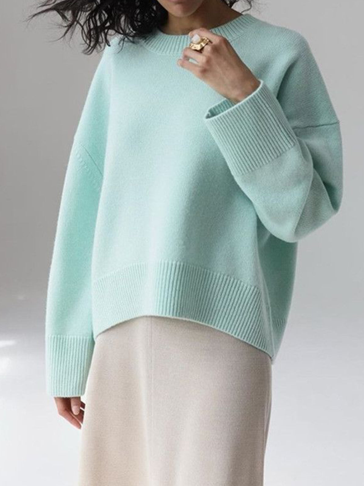 Maglione dal design curato