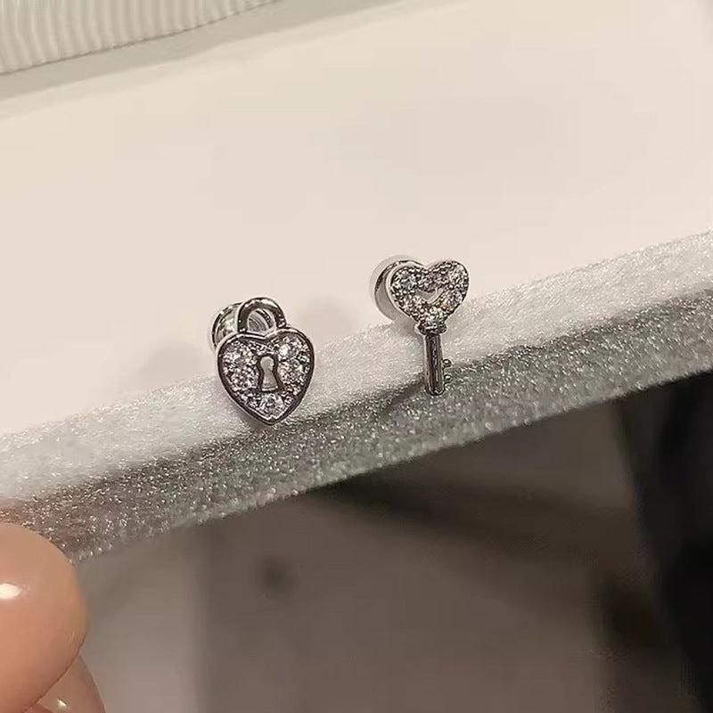 Orecchino classico dal fascino senza tempo