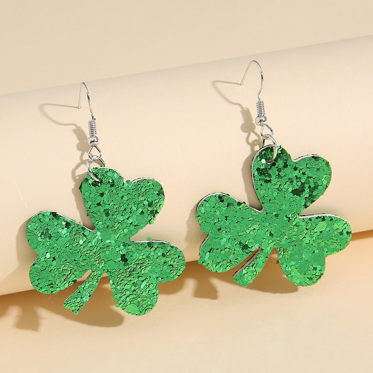 Orecchino romantico per momenti speciali