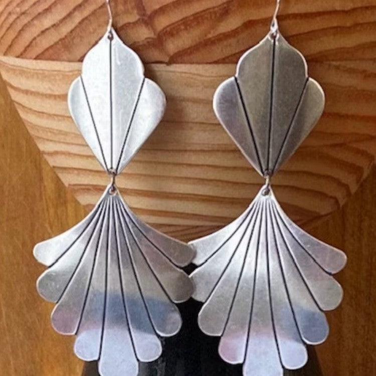 Orecchino affascinante per ogni occasione