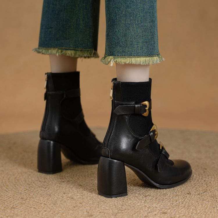 Stivali Ortopediche Aggraziate dal Look Moderno