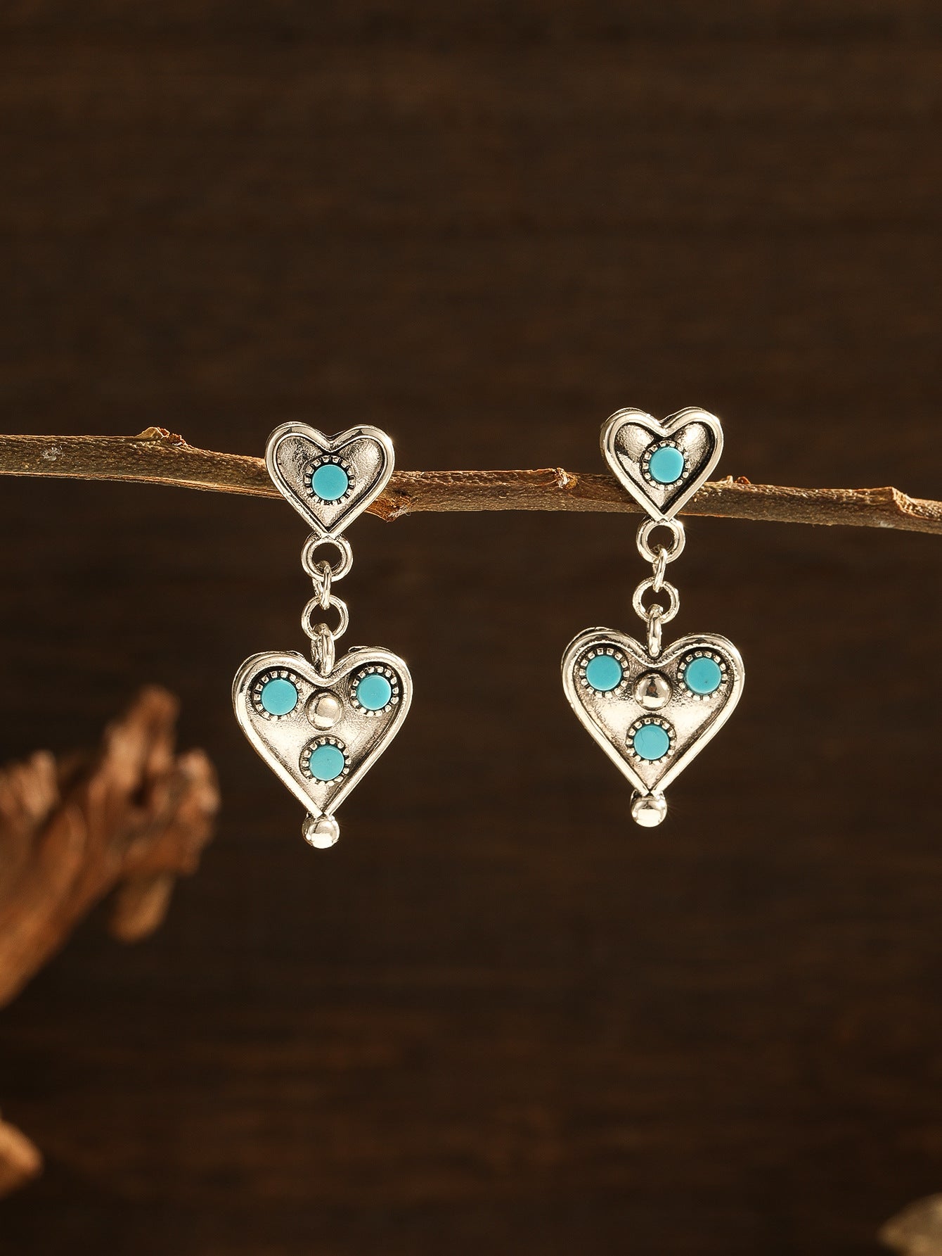 Orecchino romantico per momenti speciali