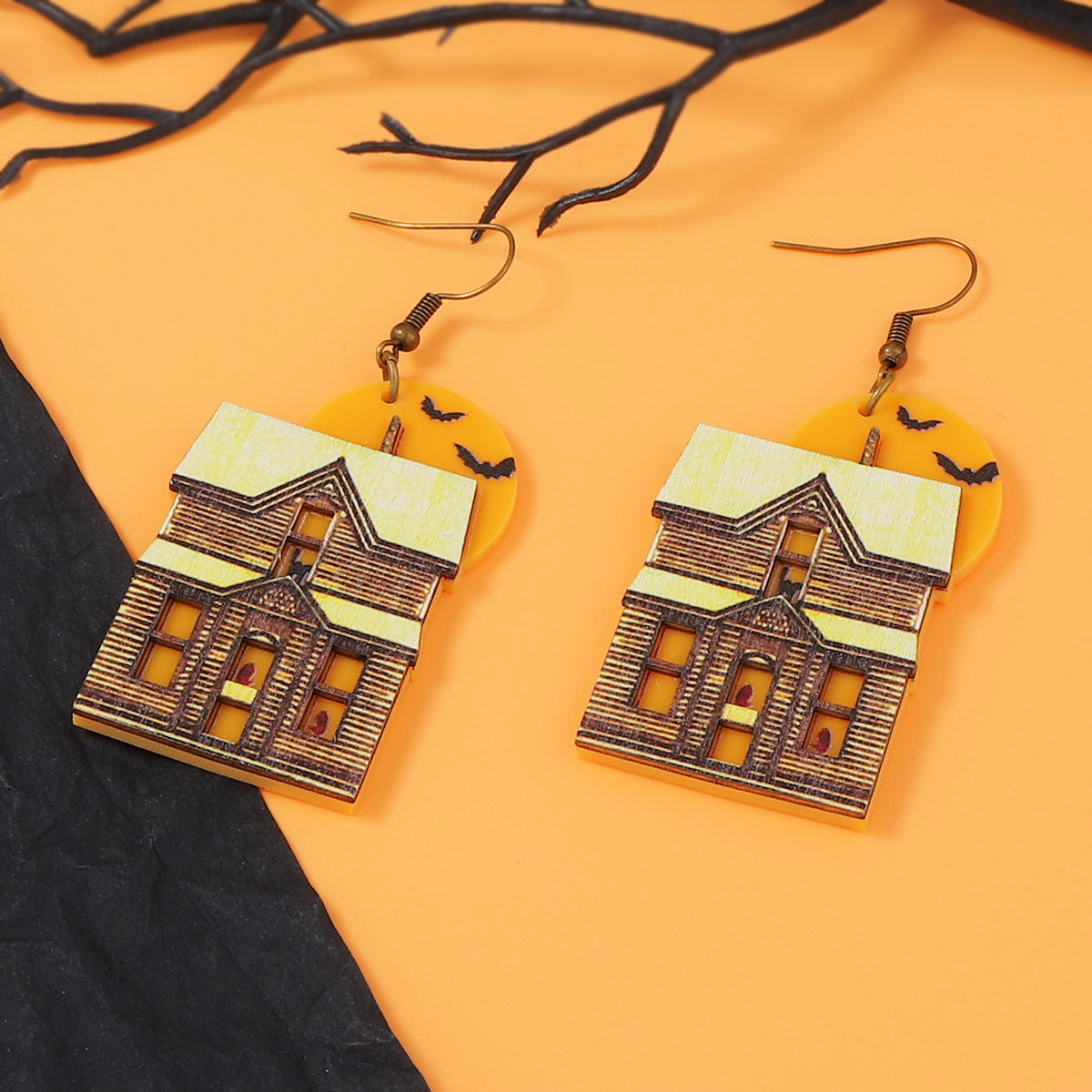 Gioiello artigianale delicato