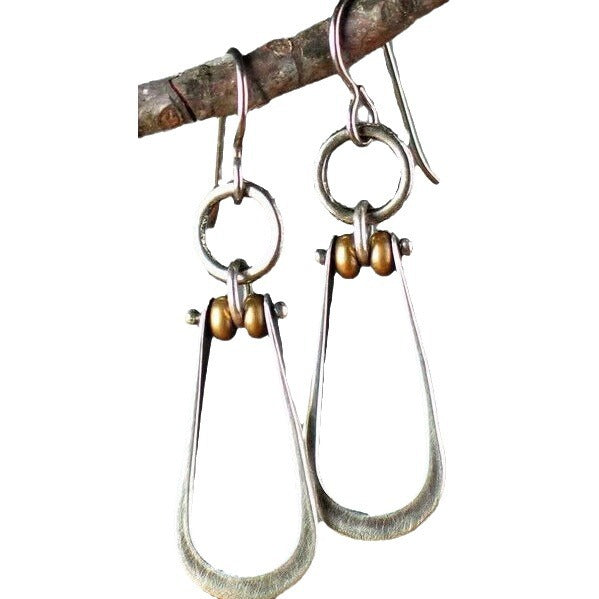 Orecchino affascinante per ogni occasione