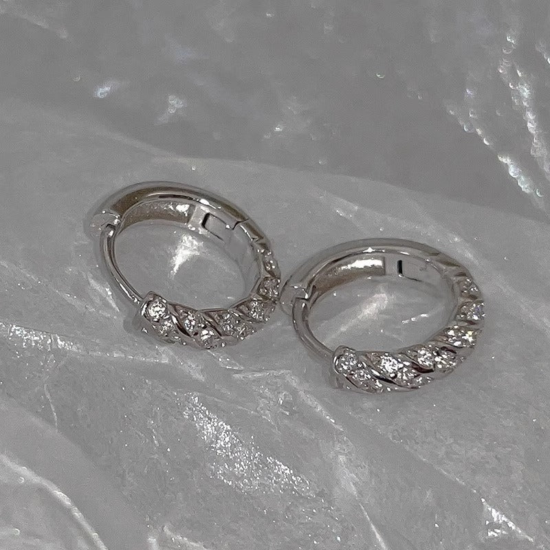 Orecchino classico dal fascino senza tempo