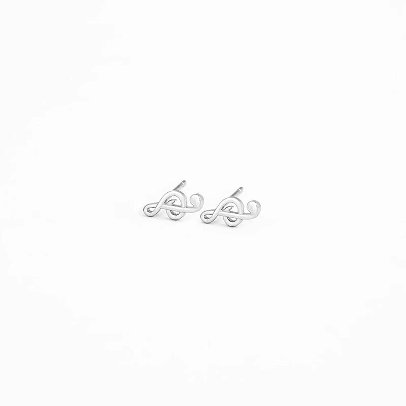 Orecchino vintage fatto a mano