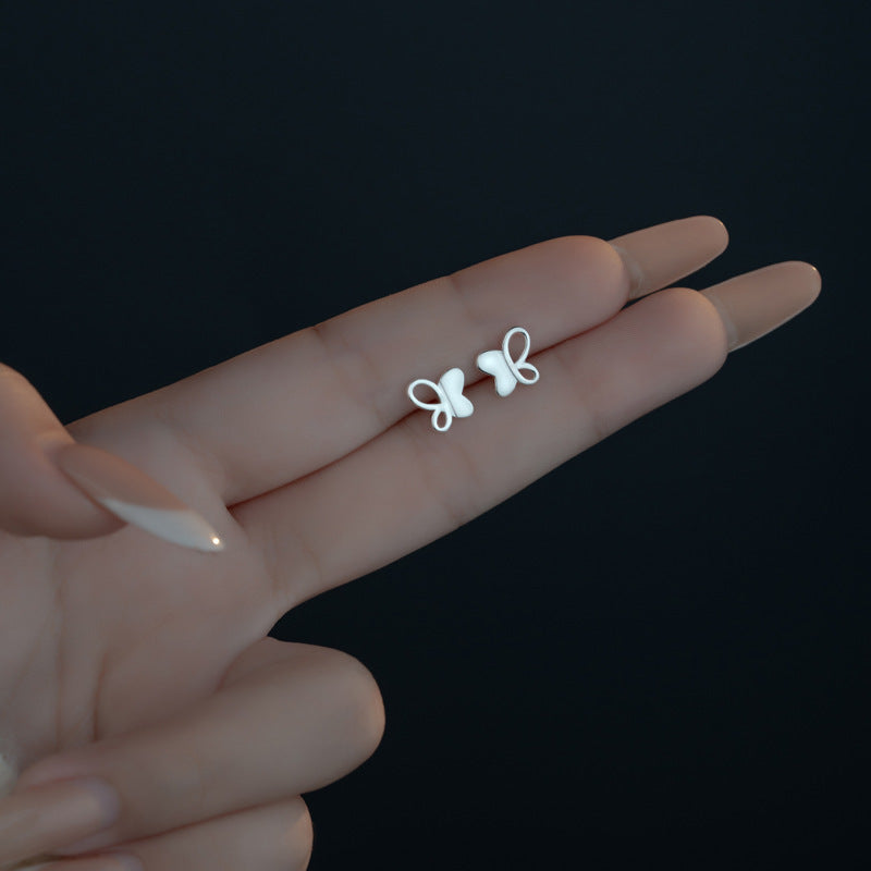 Orecchino classico dal fascino senza tempo