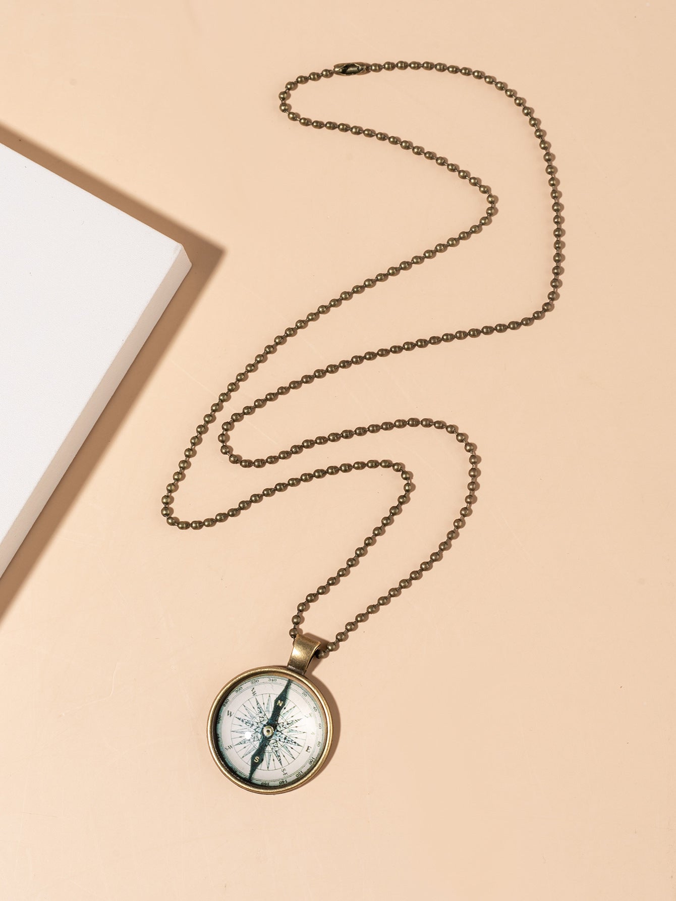 Collana bellissimo con stile unico