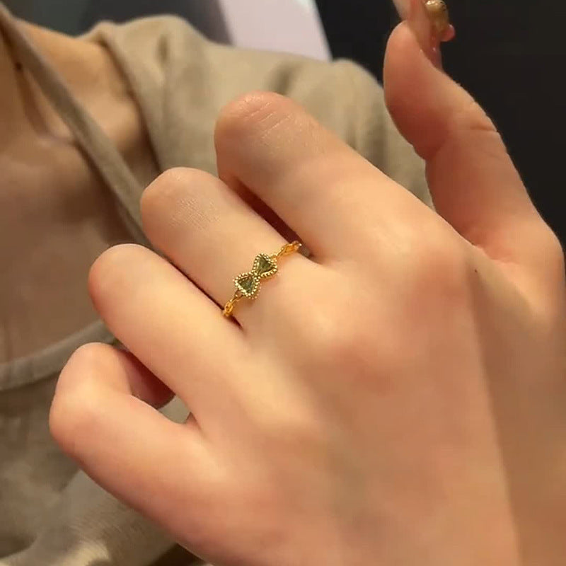 Anello affascinante per ogni occasione