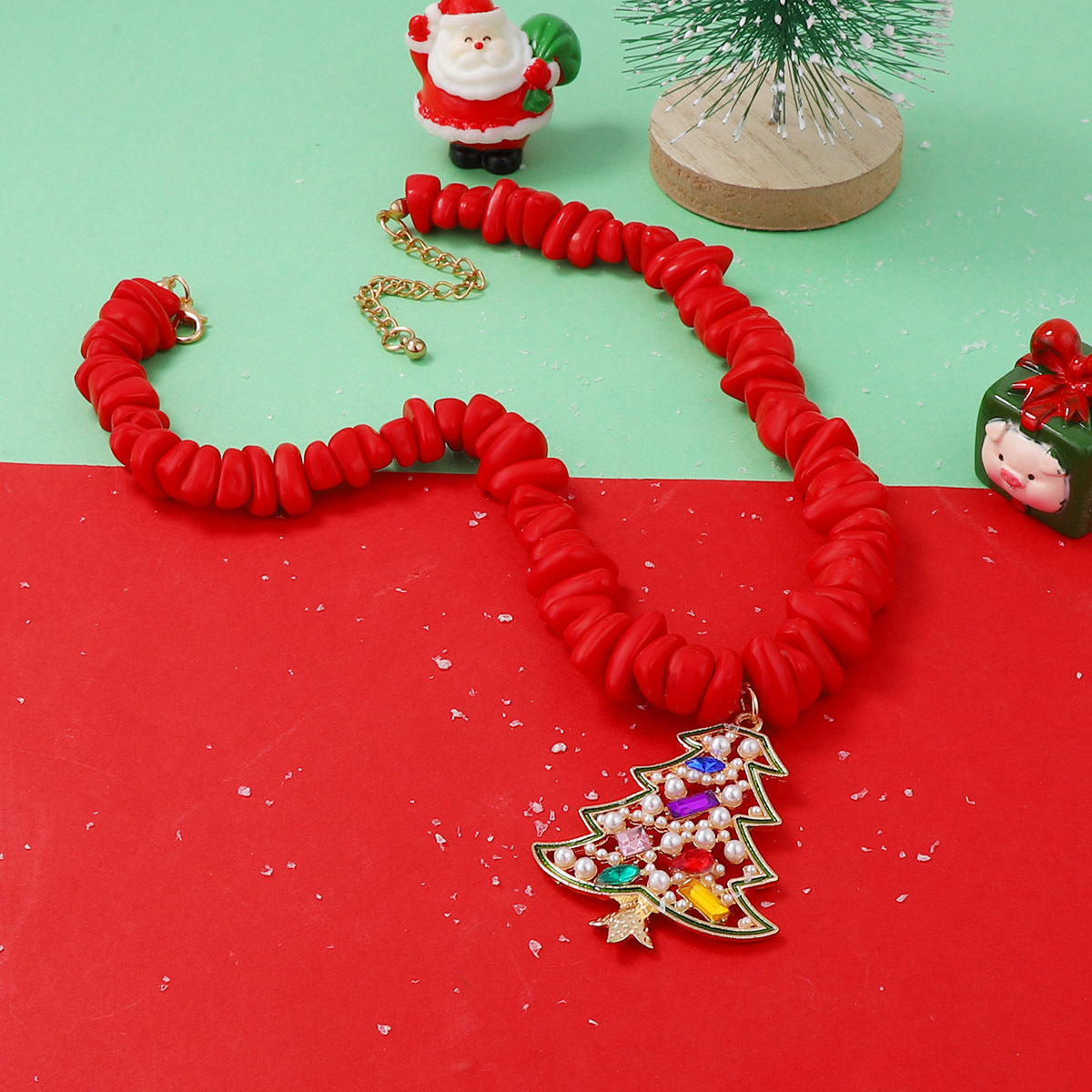 Gioiello artigianale delicato