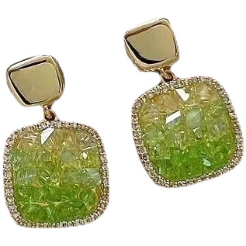 Orecchino elegante per ogni occasione