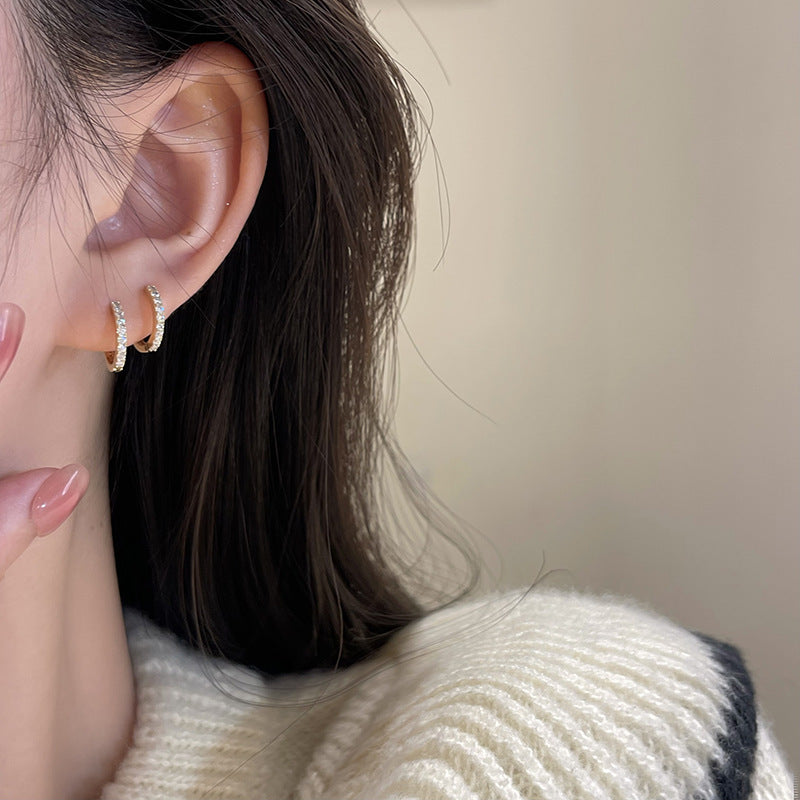 Orecchino affascinante per ogni occasione