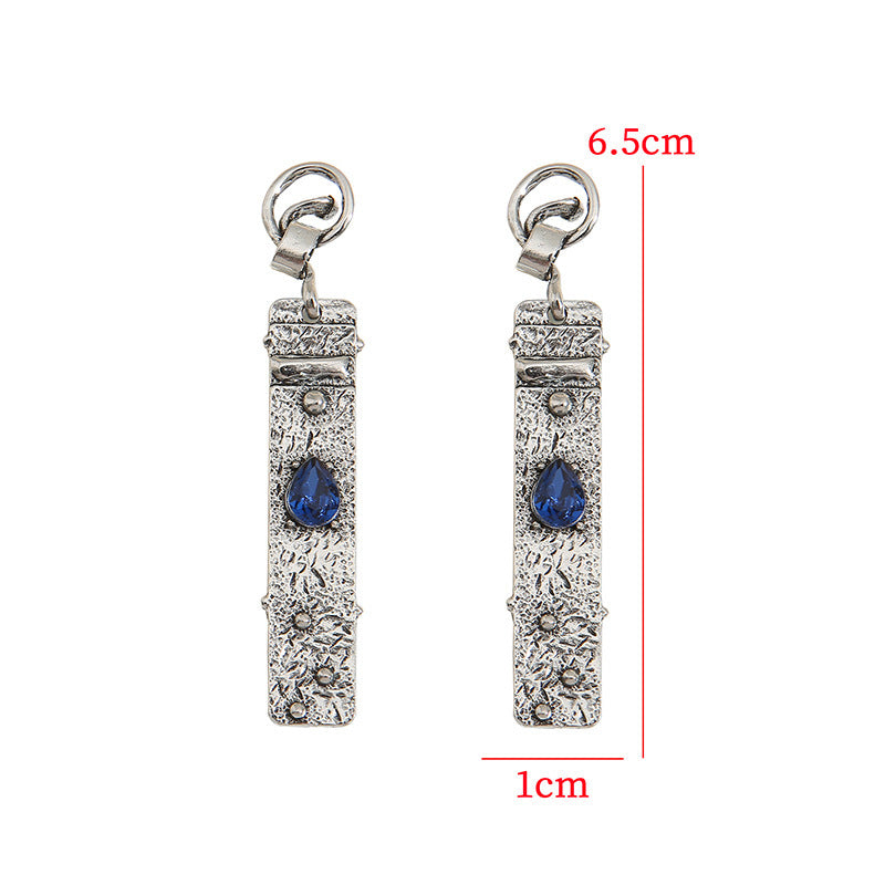 Orecchino vintage fatto a mano