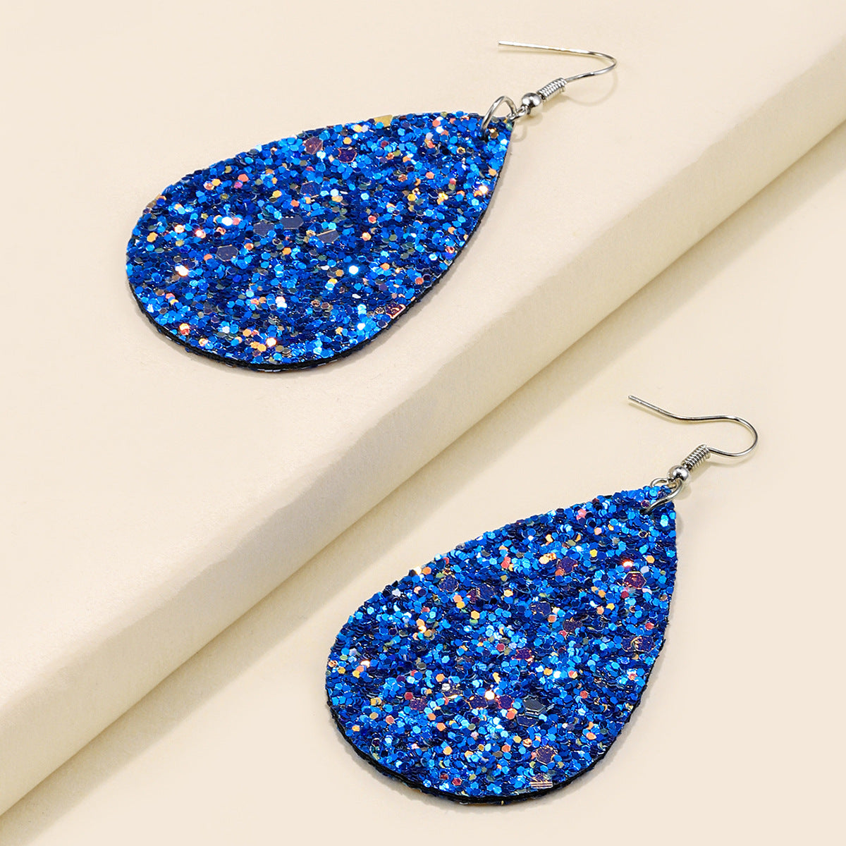 Orecchino romantico per momenti speciali