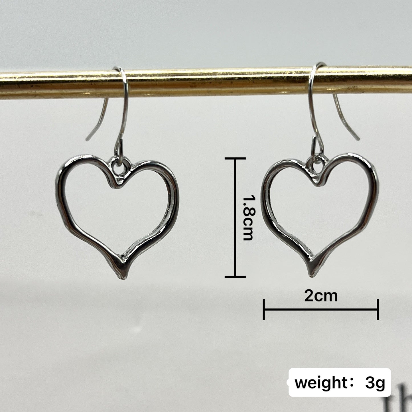 Orecchino stupendo per uso quotidiano