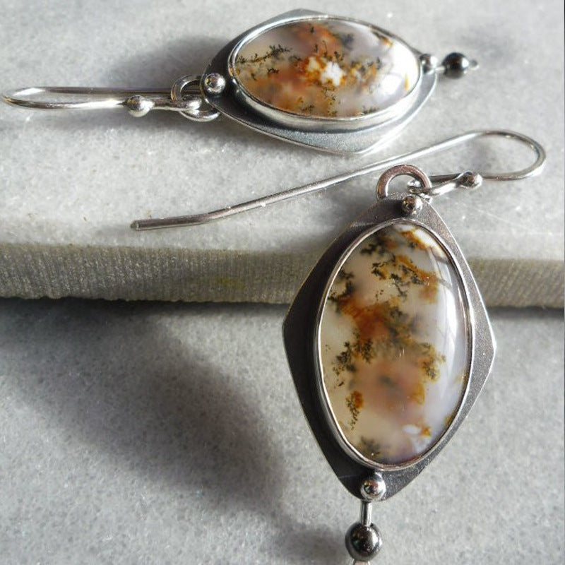 Orecchino romantico per momenti speciali