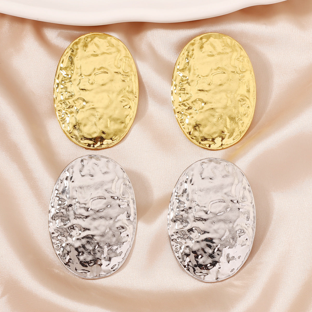 Orecchino vintage fatto a mano