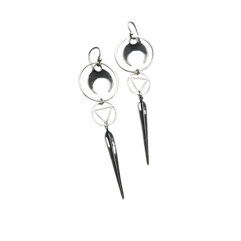 Orecchino artigianale delicato