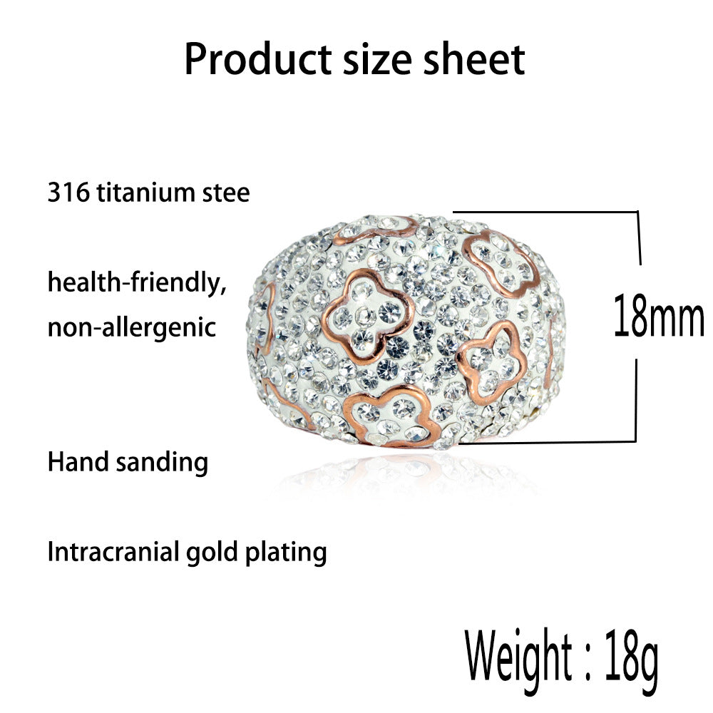 Anello affascinante per ogni occasione