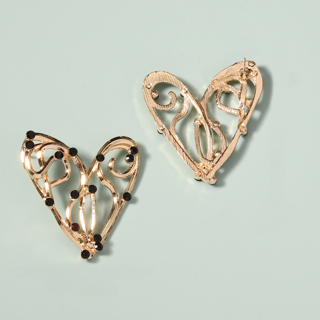 Orecchino classico dal fascino senza tempo