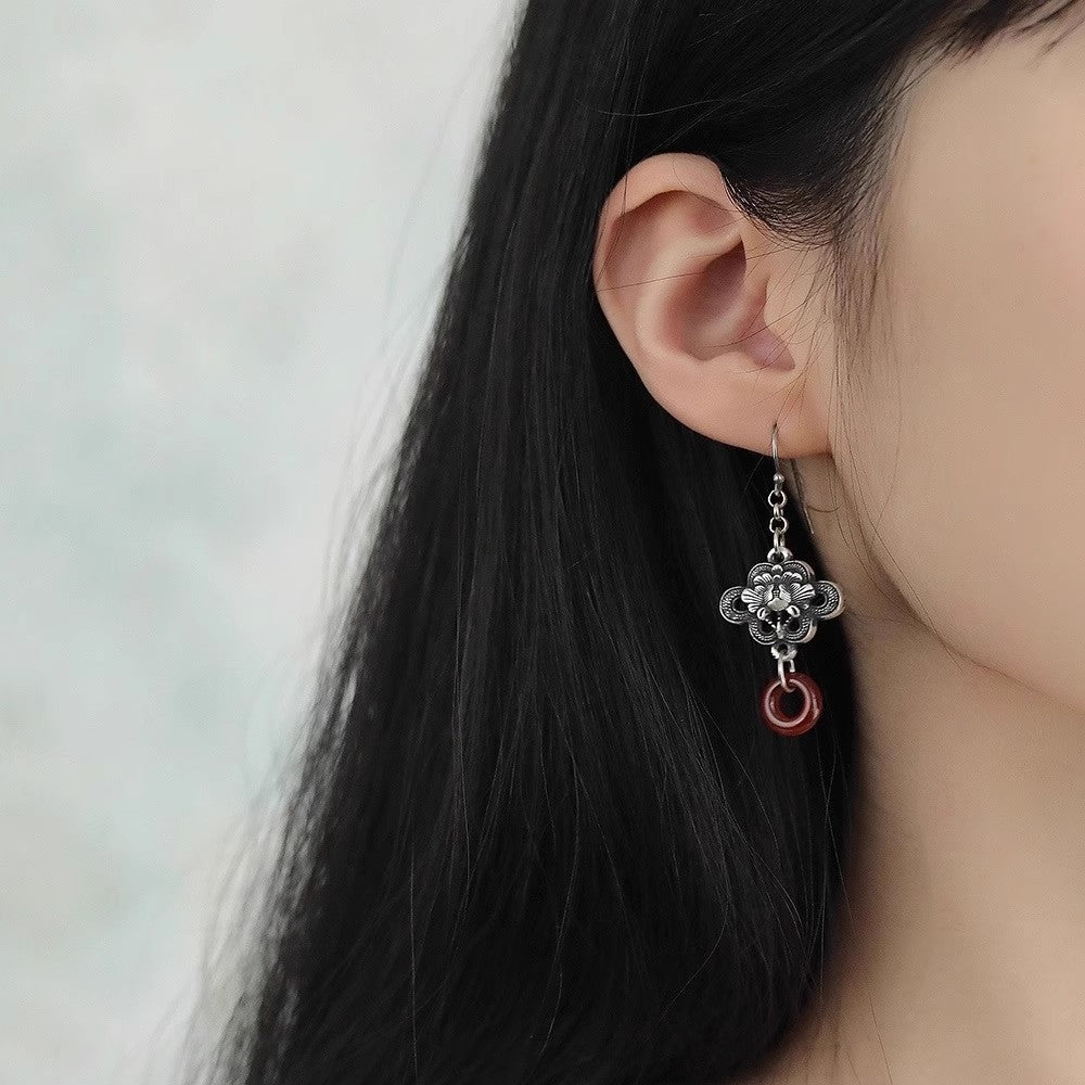 Argento Orecchino classico dal fascino senza tempo