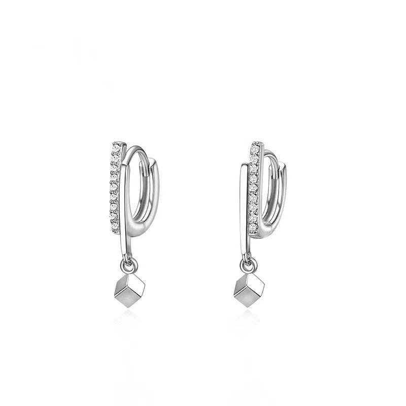 Orecchino elegante per ogni occasione