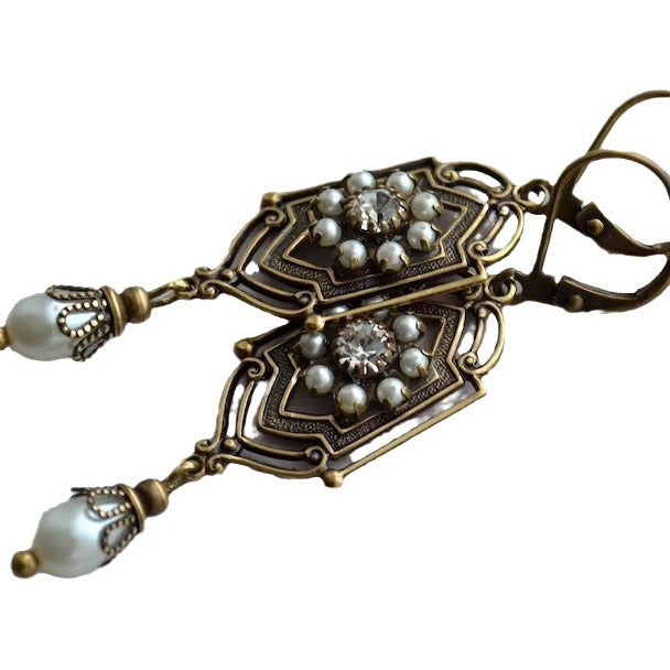 Orecchino stupendo per uso quotidiano