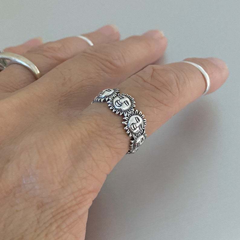 Anello affascinante per ogni occasione