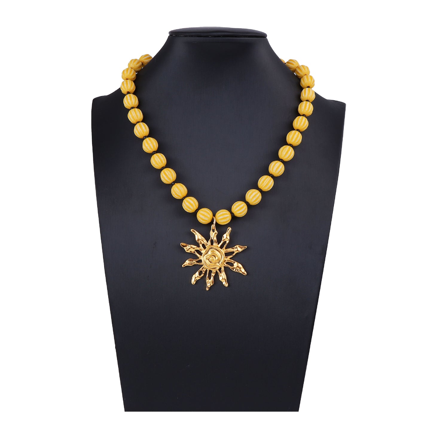 Collana bellissimo con stile unico