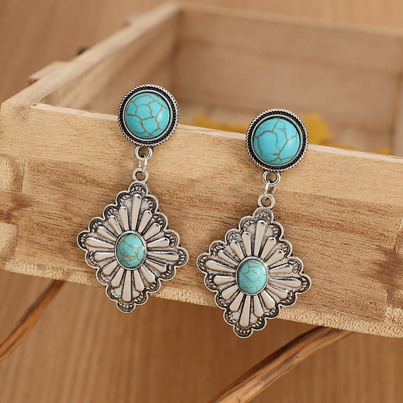 Argento Orecchino bellissimo con stile unico