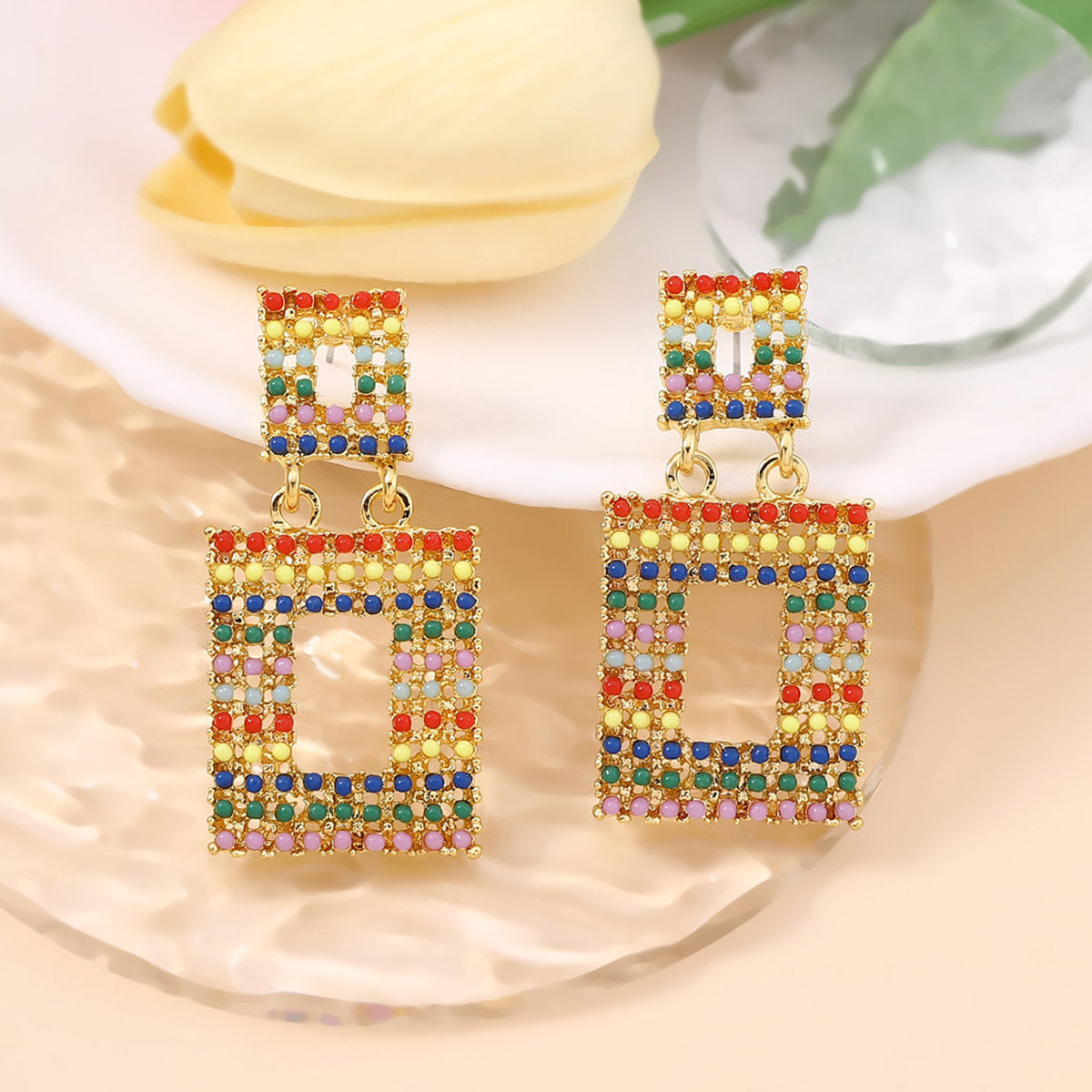 Orecchino affascinante per ogni occasione