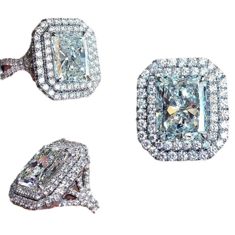 Anello bellissimo con stile unico