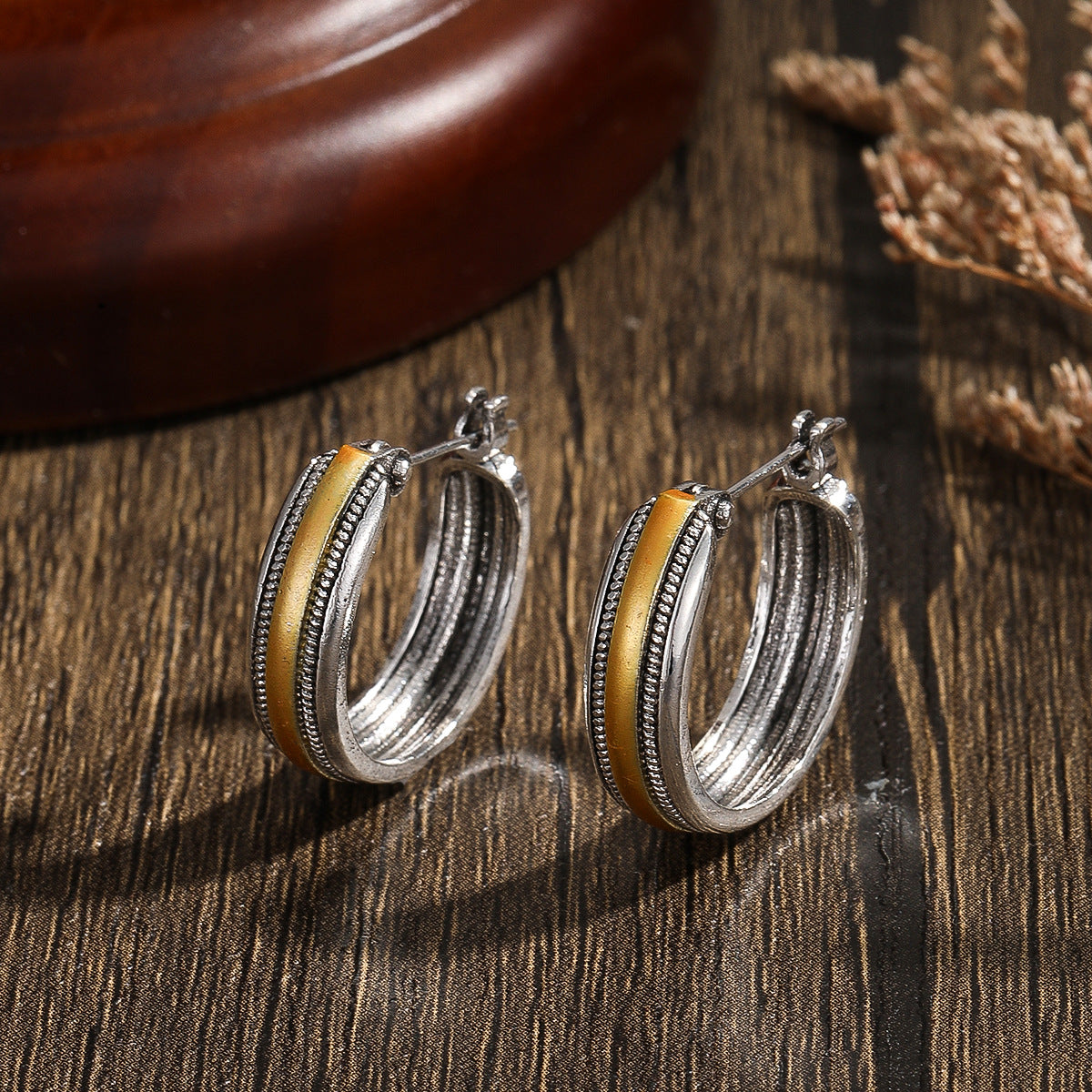 Orecchino bellissimo con stile unico