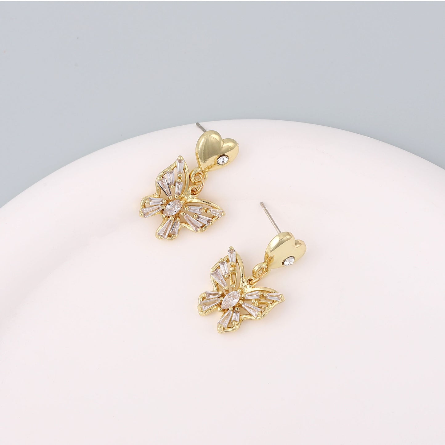 Argento Orecchino artigianale delicato