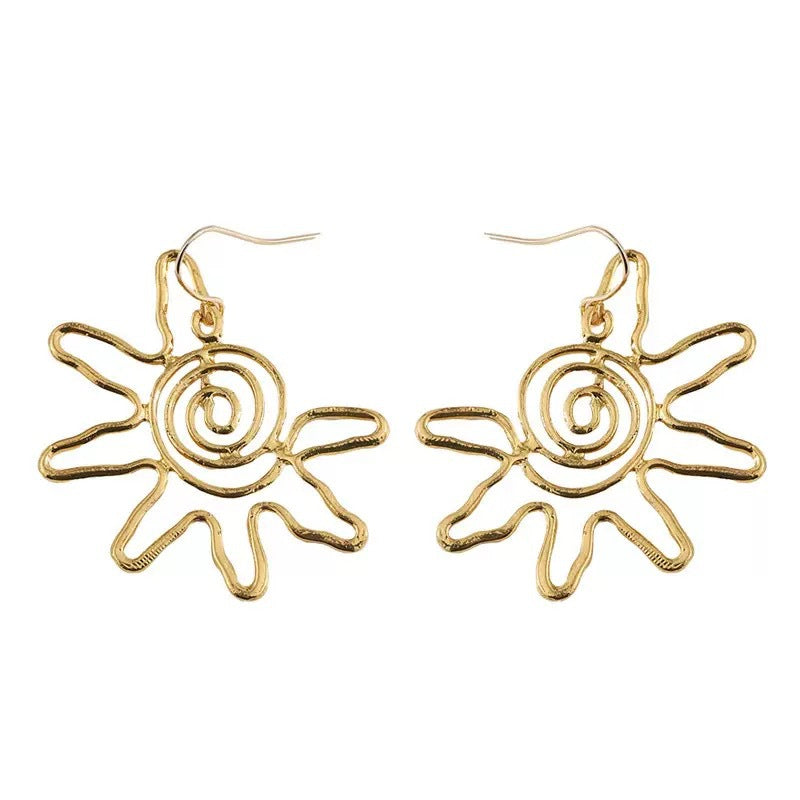 Oro Orecchino classico dal fascino senza tempo