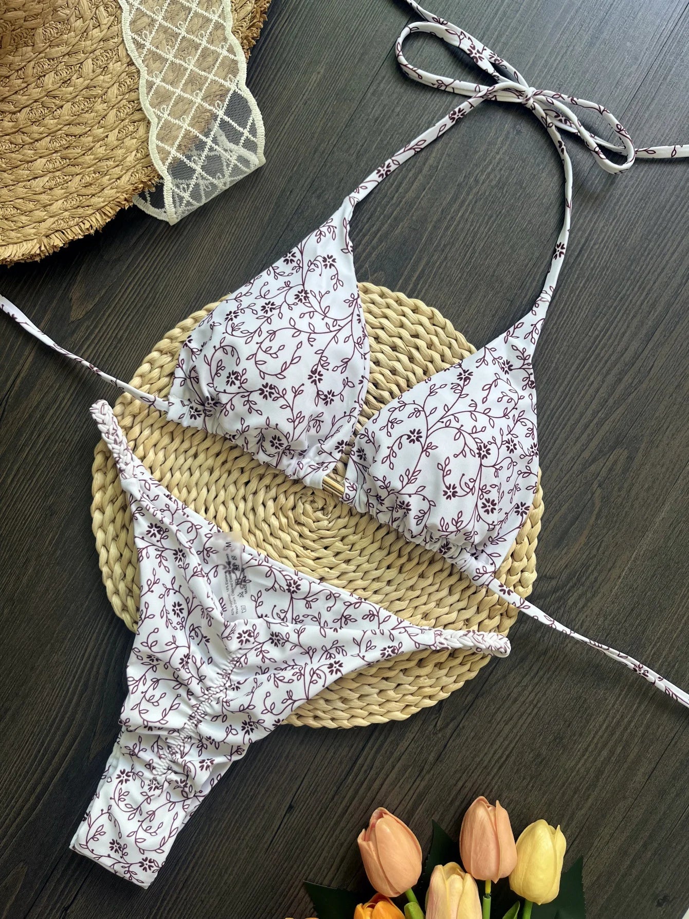 Fluido e favoloso Bikini