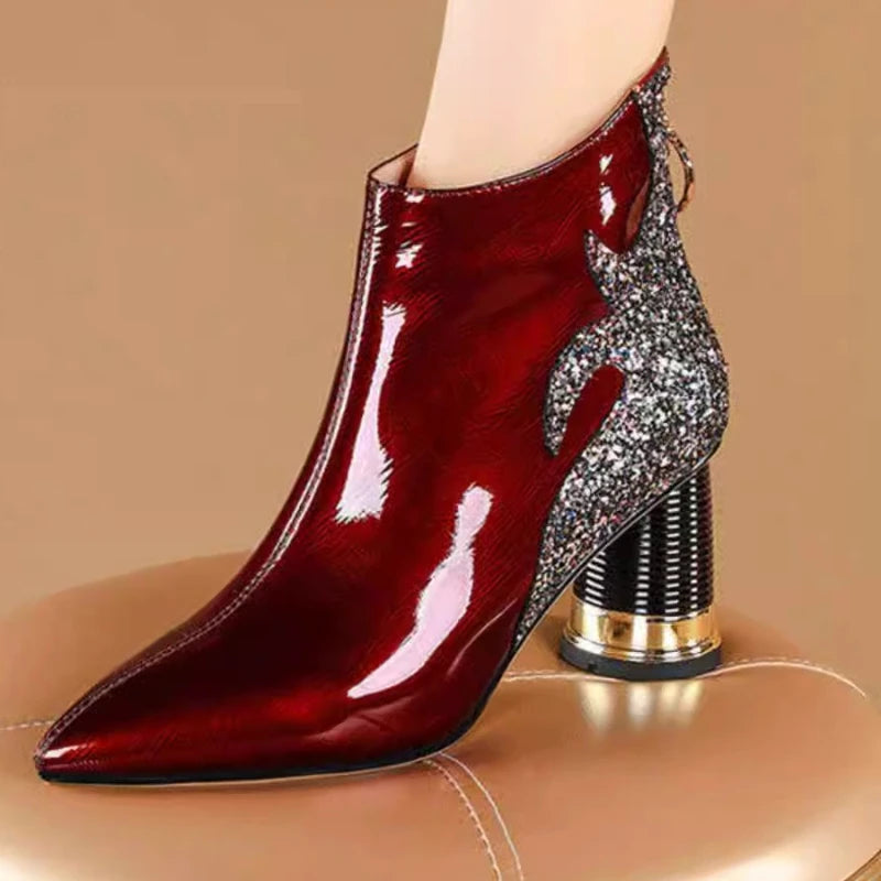 Ortopedico Tacchi alla moda e di supporto