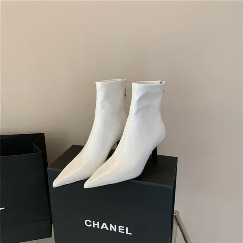 Ortopedico Tacchi elegante e di supporto