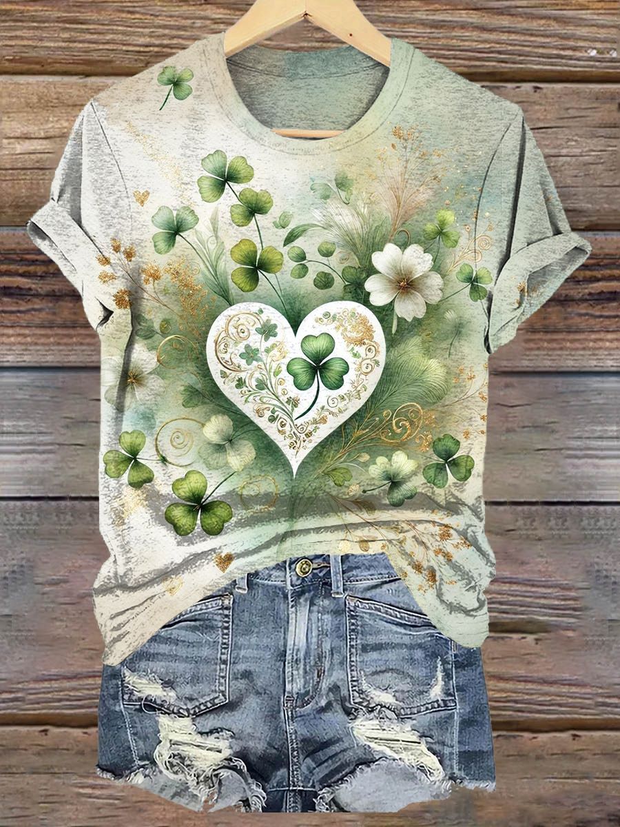 Lucky Straw Heart Art Print T-Shirt
