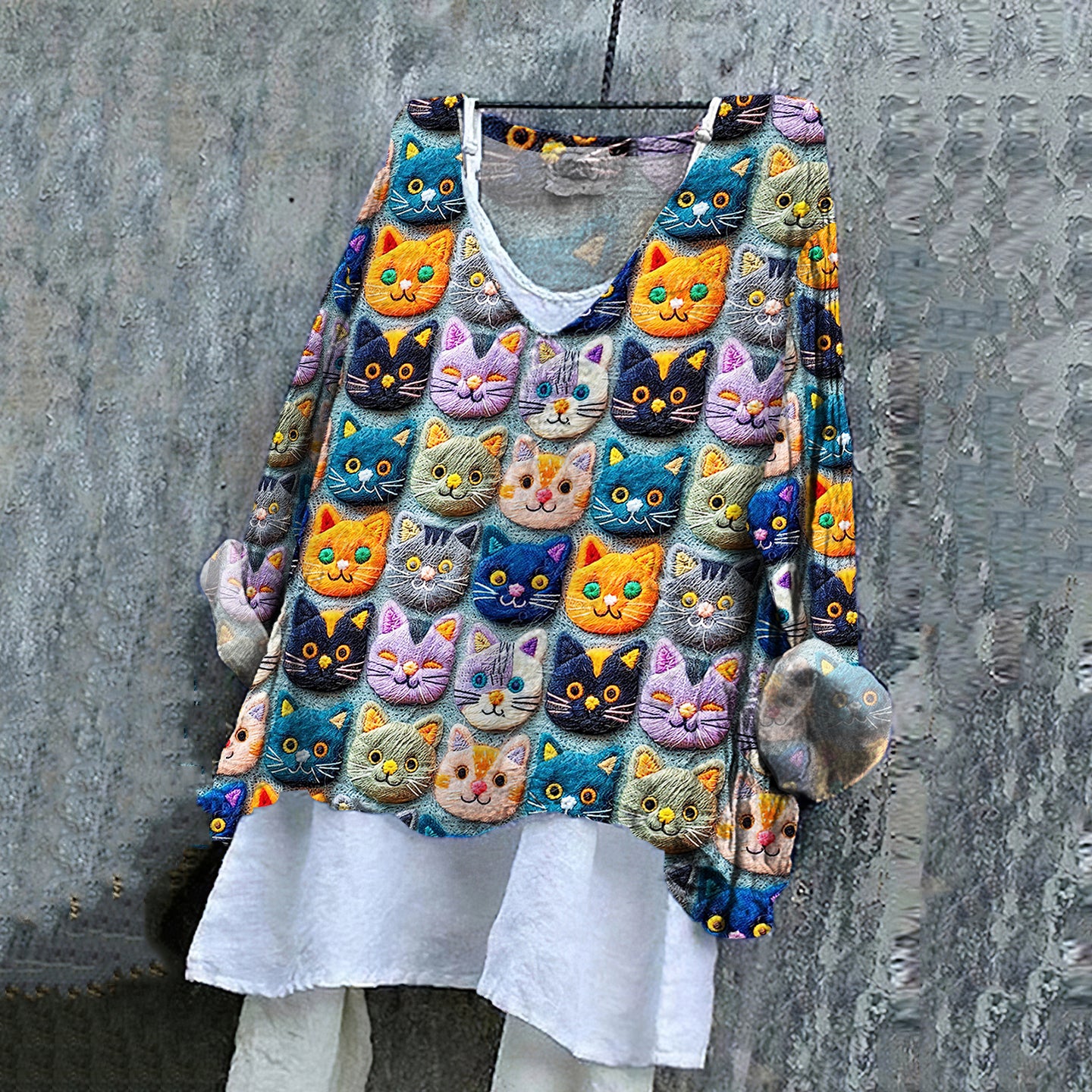 Comstylish Women's Pop Art Embroidered Cute Cat Print V Neck T-shirt