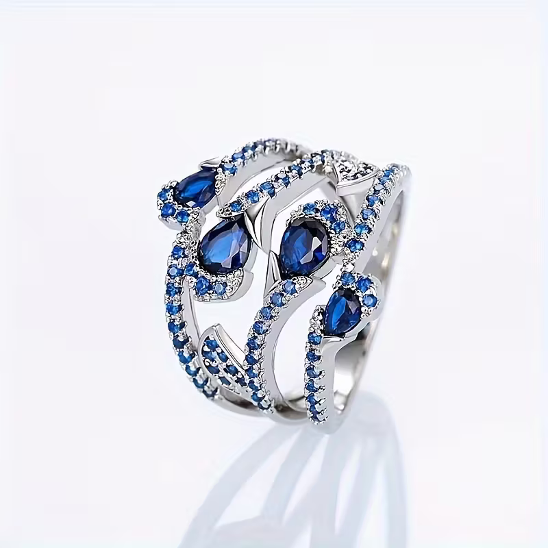 Anello affascinante per ogni occasione