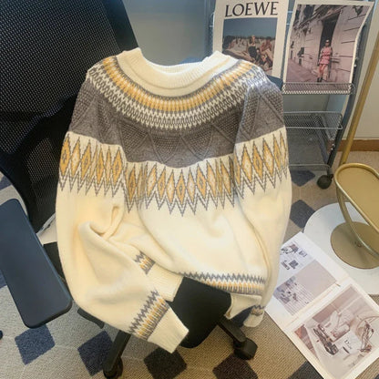 Maglione dal design classico