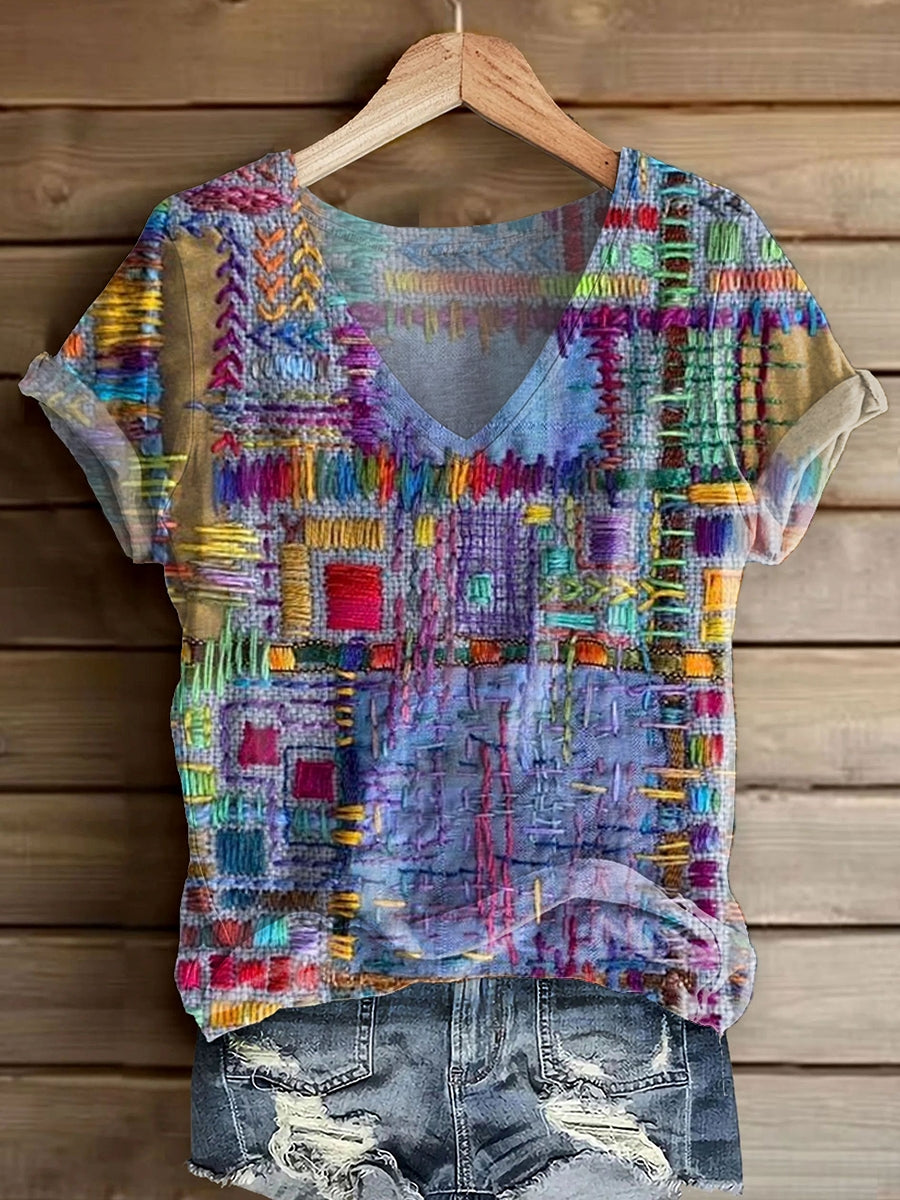 Women's Retro Ethnic Patchwork Art Pattern Print V-neck Casual T-Shirt
