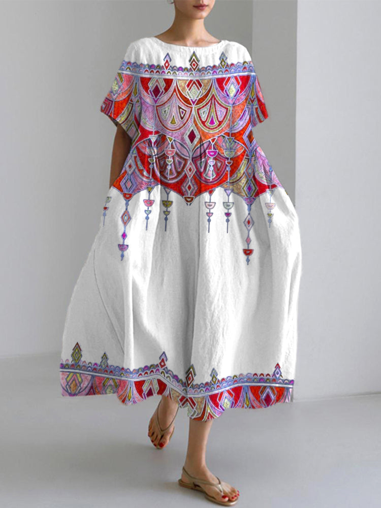 Vestito dal design curato