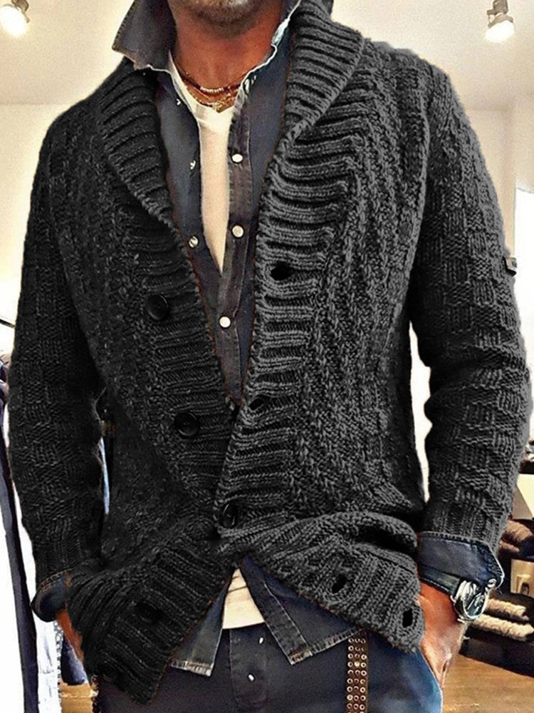 Cardigan dal design classico